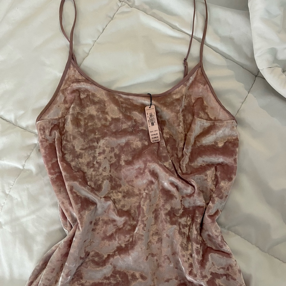 Victoria’s Secret NWT Slip Gown